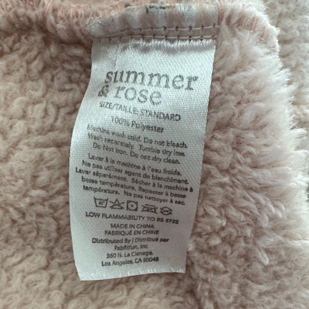 Summer & Rose Pink Plush Robe - Picture 7 of 7